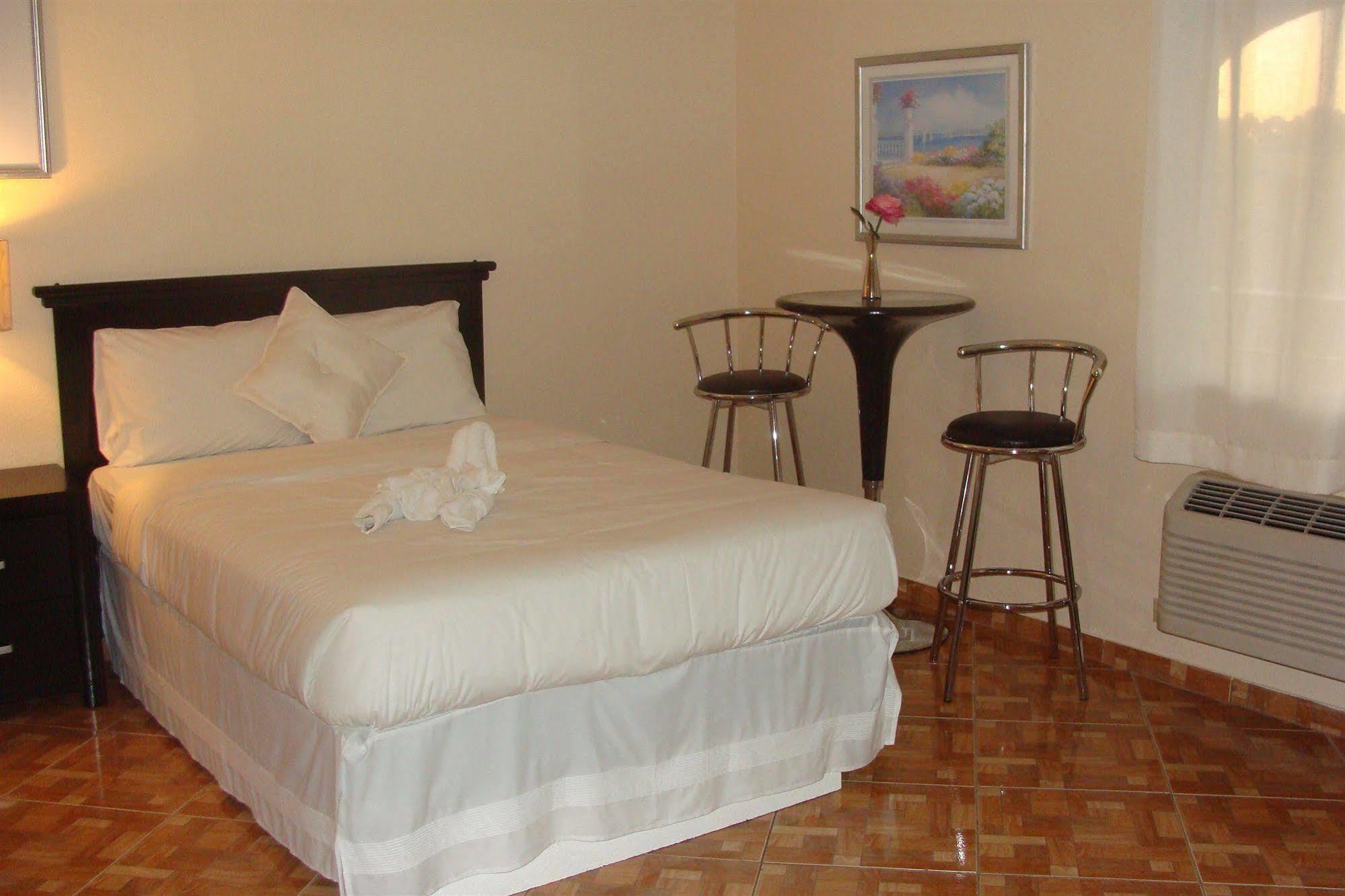Sevilla Inn Kissimmee- Near Disney Экстерьер фото
